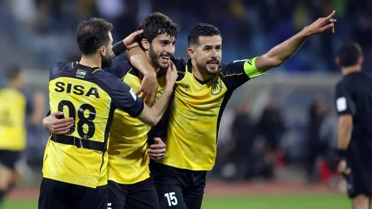 الأتحاد الآسيوي يرفض نقل مباراة الحسين والأهلي القطري إلى ملعب الحسن