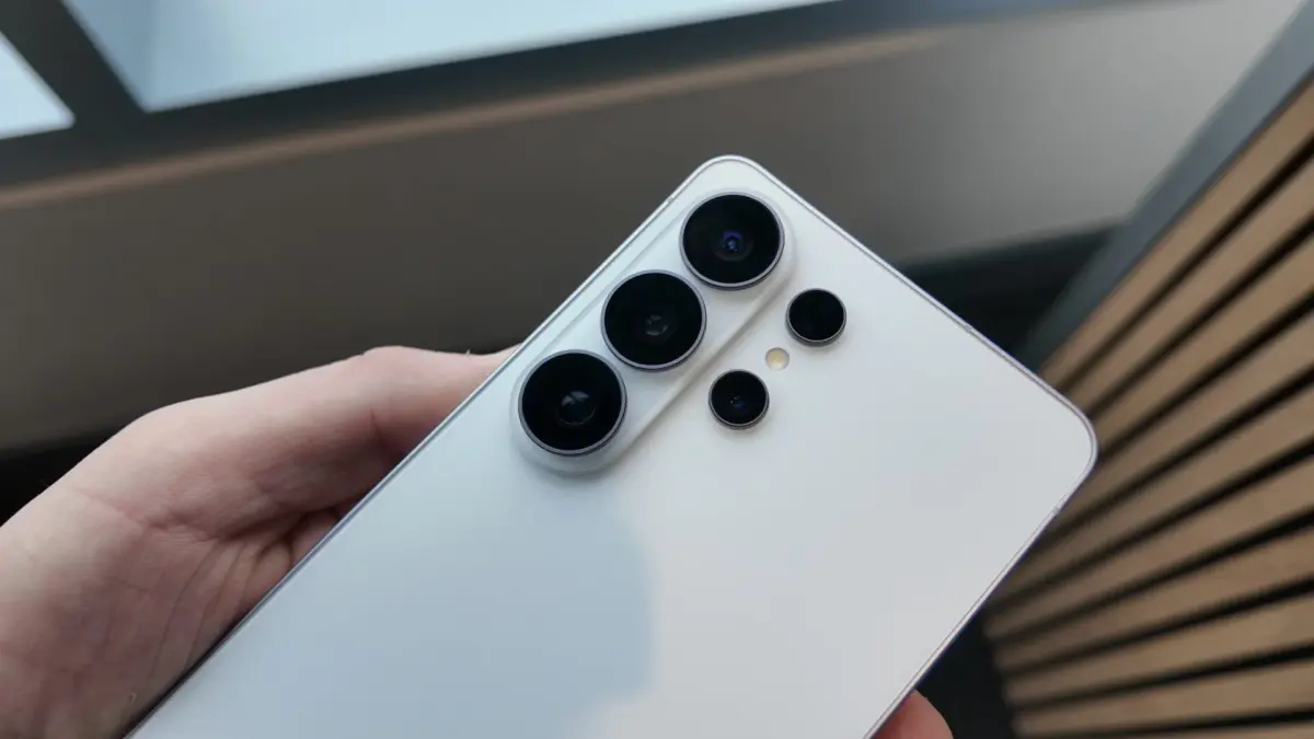 معالجات Galaxy S26: لماذا تختلف بحسب الدولة؟ - عالم التقنية