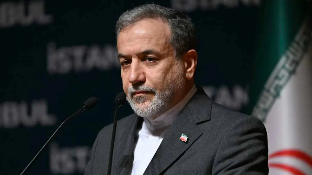 عراقجي يغادر إلى جنيف عشية جولة المفاوضات مع واشنطن