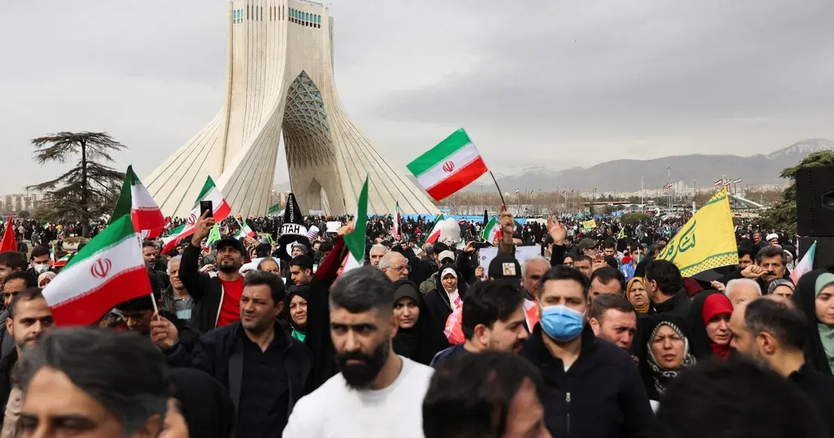 الاستخبارات الأميركية تعرض على الإيرانيين "التعاون" معها