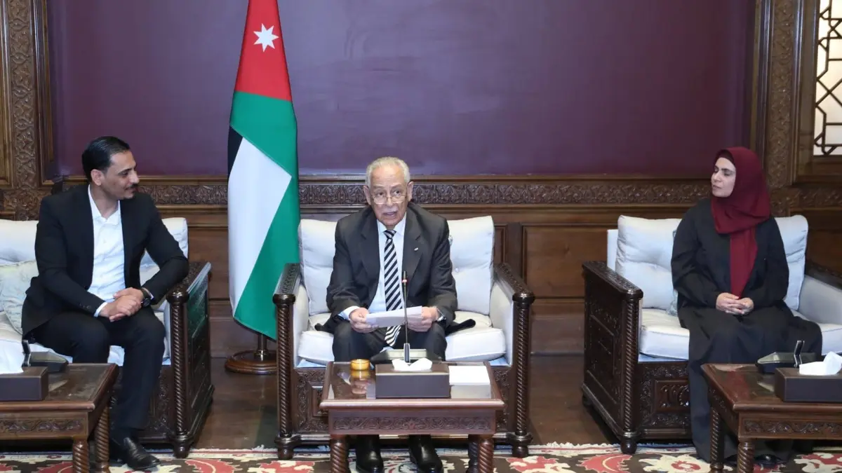 خلال استقبال وفد شبابي من جمعية أهل الجبل للتنمية البشرية العيسوي: رؤية الملك الشاملة تمهد لمرحلة متقدمة تعزز قوة الدولة