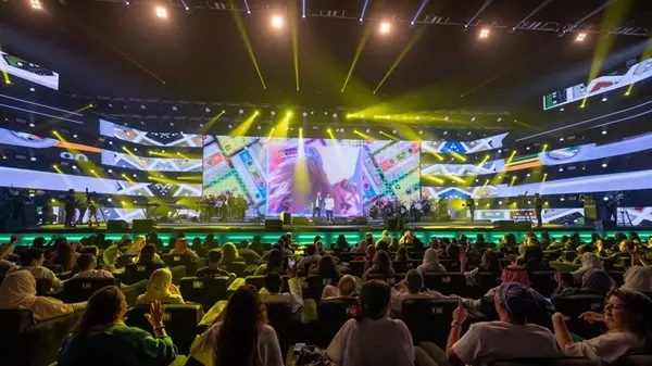 زهرة الخليج - نجوم التسعينيات يجتمعون في أبوظبي.. بهذا التاريخ