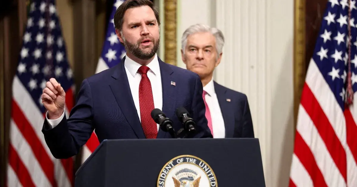 فانس: رصدنا أدلة على أن إيران تحاول إعادة تطوير سلاح نووي