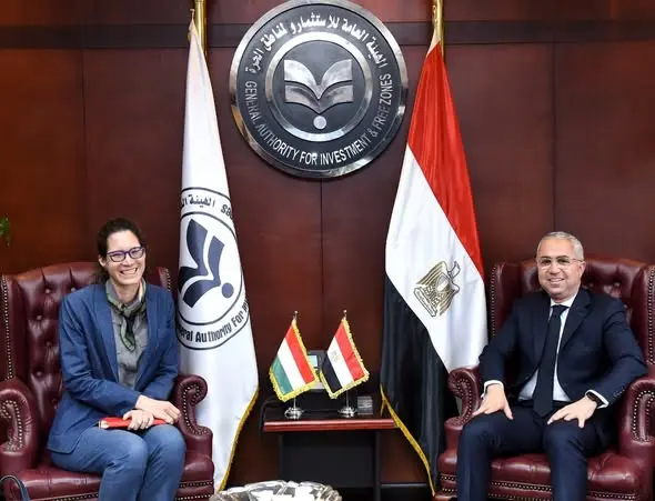 مصر والمجر تبحثان تعزيز الشراكة الاستثمارية بين البلدين - أموال الغد