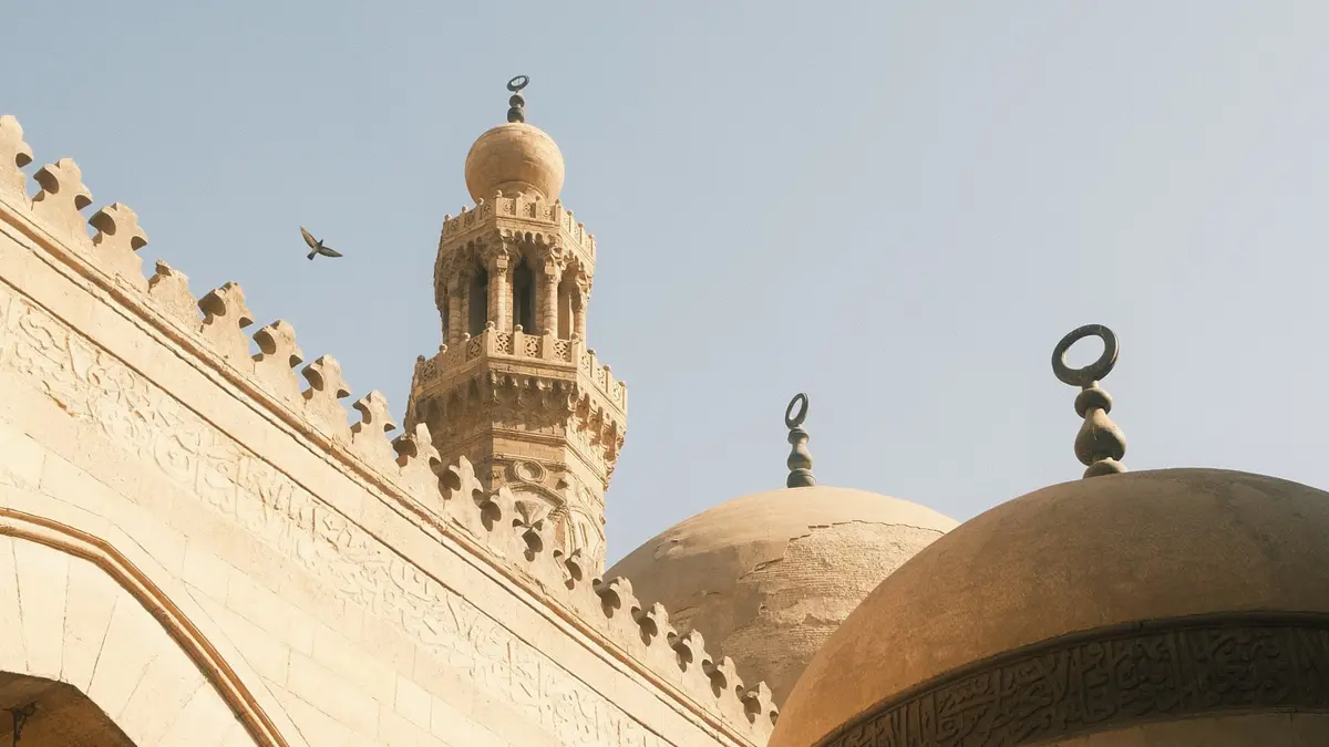"مدينة الألف مئذنة"..صور ترصد الجمال الخفي للعمارة الإسلامية بالقاهرة