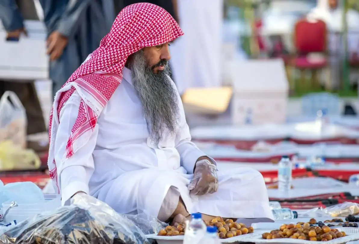 «مجتمعي» تنظم 29 مائدة إفطار بالمدينة المنورة