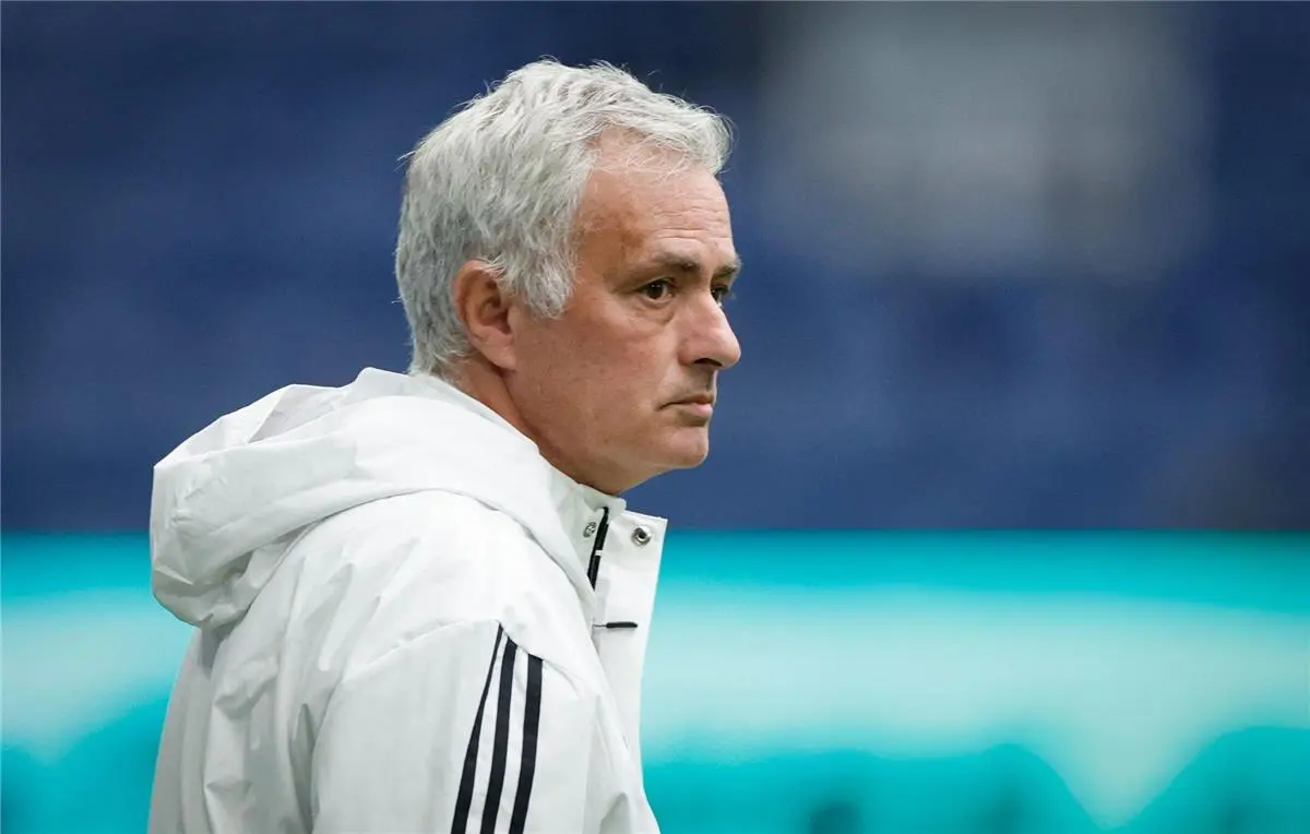 "وحيدًا مكروهًا".. آس تسلط الضوء على عودة مورينيو إلى سانتياجو برنابيو بعد 13 عامًا