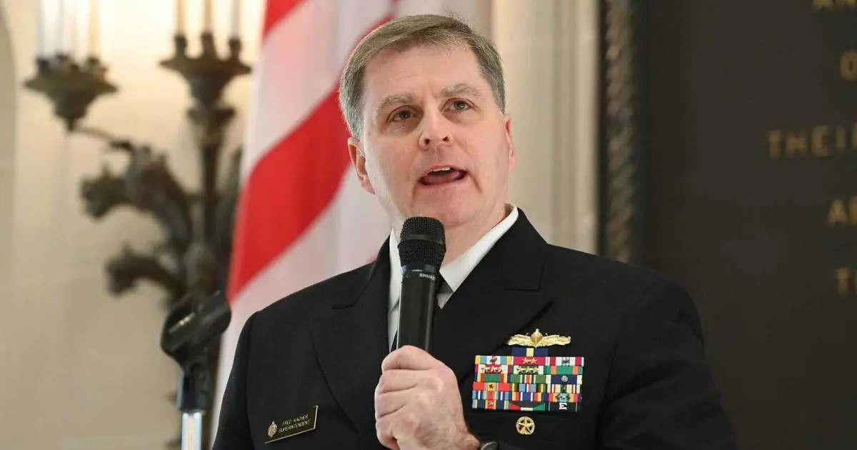 وسط الحشد ضد إيران.. إقالة مدير هيئة الأركان الأمريكية