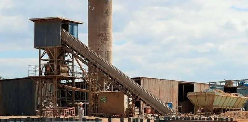 زيمبابوي توقف صادرات مركزات الليثيوم والمعادن الخام