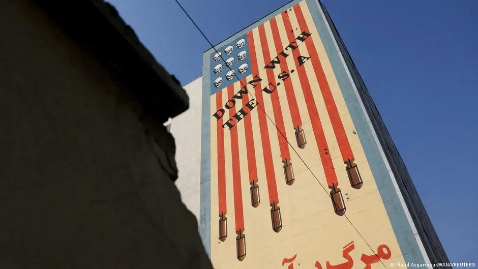 العد التنازلي الأمريكي ضد إيران بدأ: اتفاق أم تصعيد خطير؟