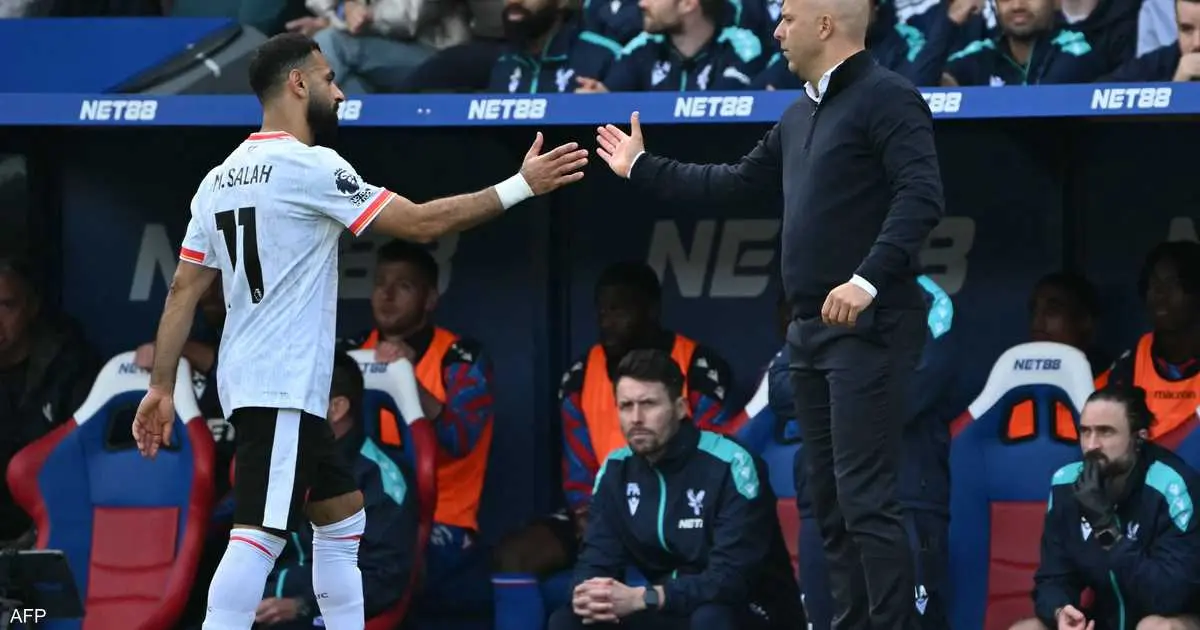 بهذه العبارات.. سلوت يدافع عن صلاح قبل مواجهة وست هام