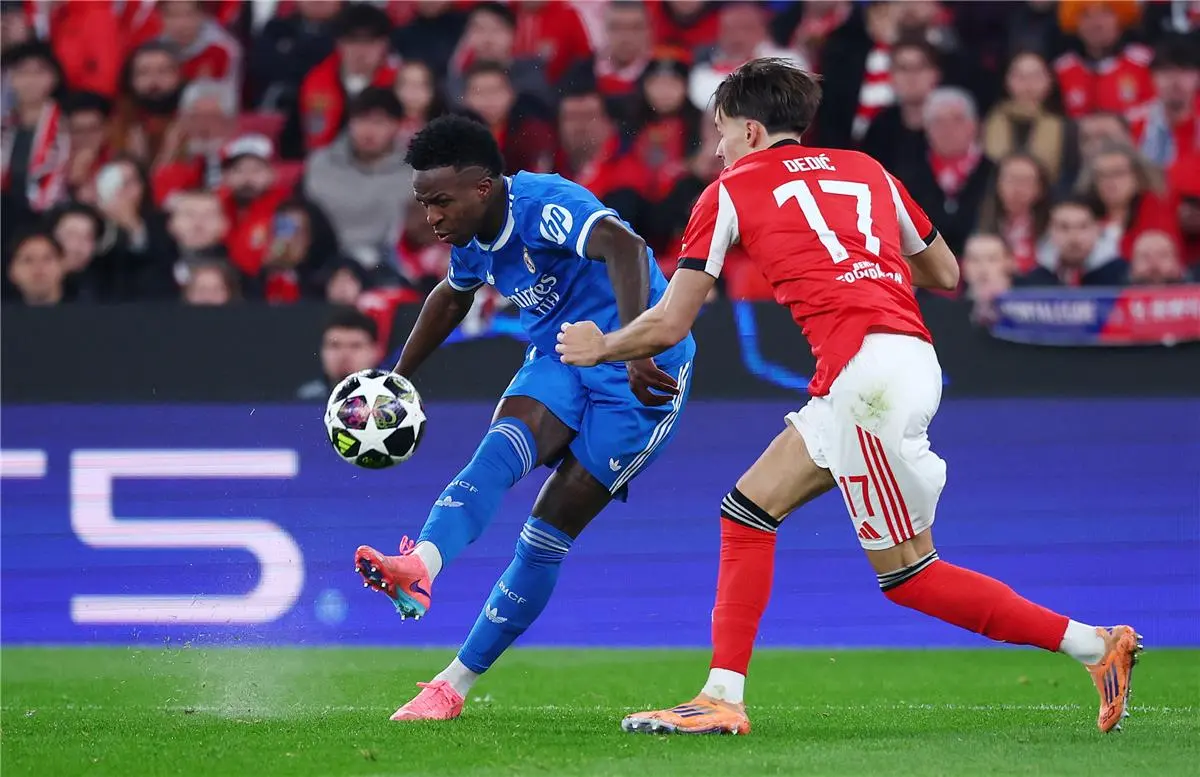 بنفيكا يعلن إيقاف خمسة من أعضائه بسبب ريال مدريد