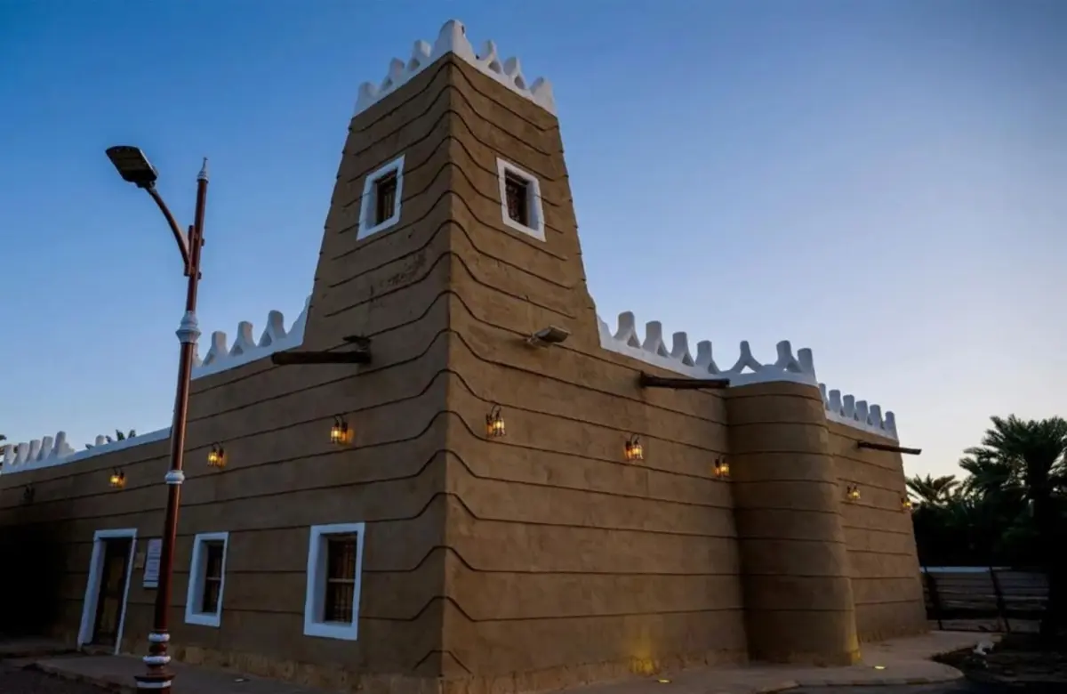 مشروع الأمير محمد بن سلمان لتطوير المساجد التاريخية يطوّر مسجد أبو بكر الصديق في نجران