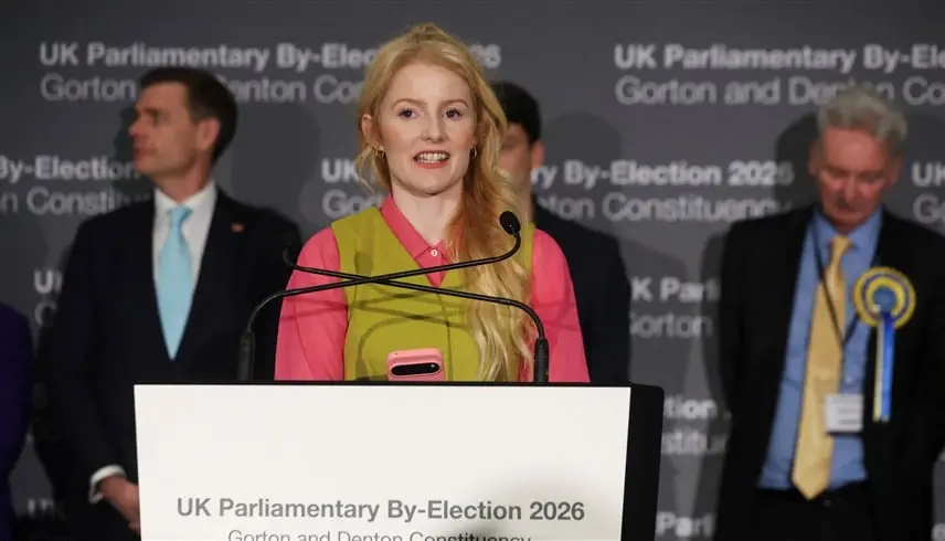 "عاملة سباكة" توجّه ضربة لرئيس وزراء بريطانيا في الانتخابات - موقع 24