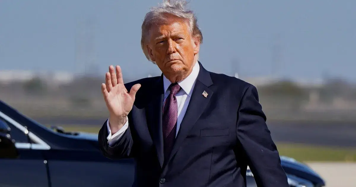 ترمب يوجه الوكالات الاتحادية الأميركية بوقف استخدام تكنولوجيا أنثروبيك