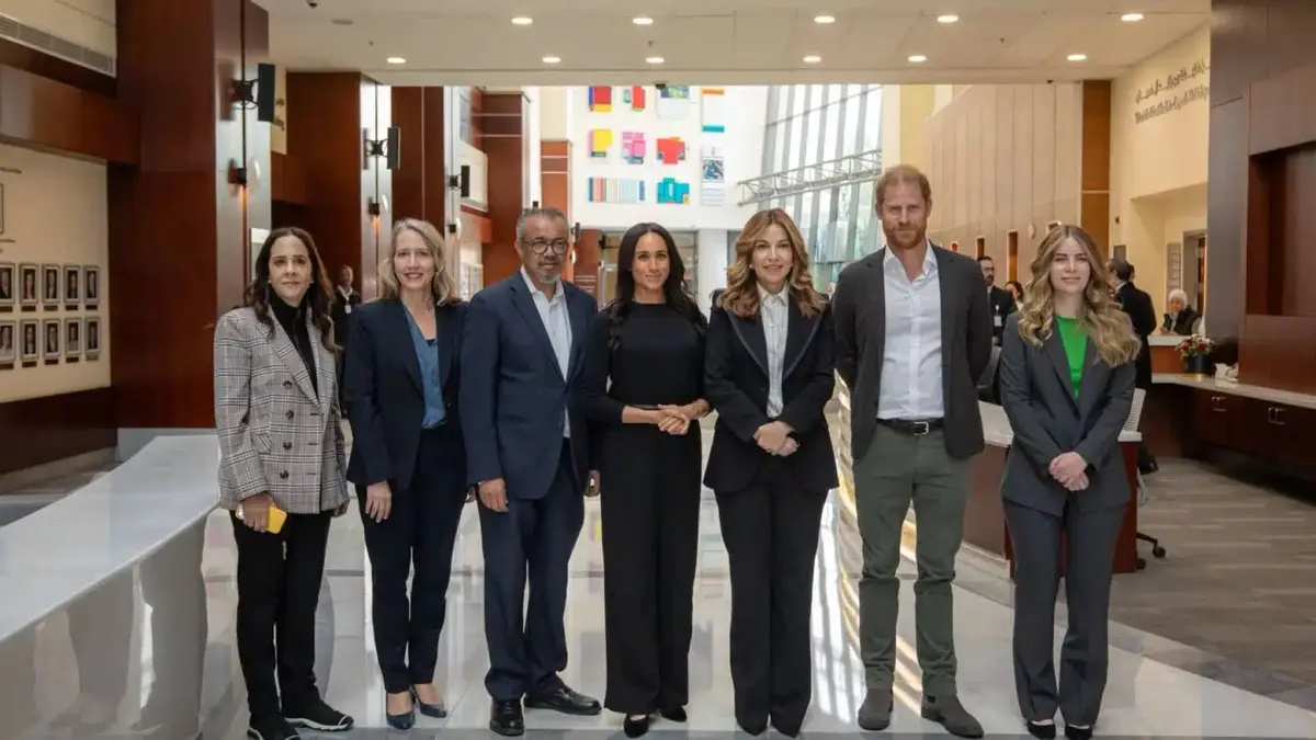 الأميرة غيداء تستقبل وفدا من منظمة الصحة العالمية برفقة الأميرين هاري وميغان