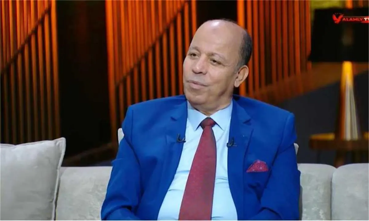 بدر رجب: أرفض العمل "بواب" في الأهلي.. وأنا وراء تصعيد حمزة عبد الكريم