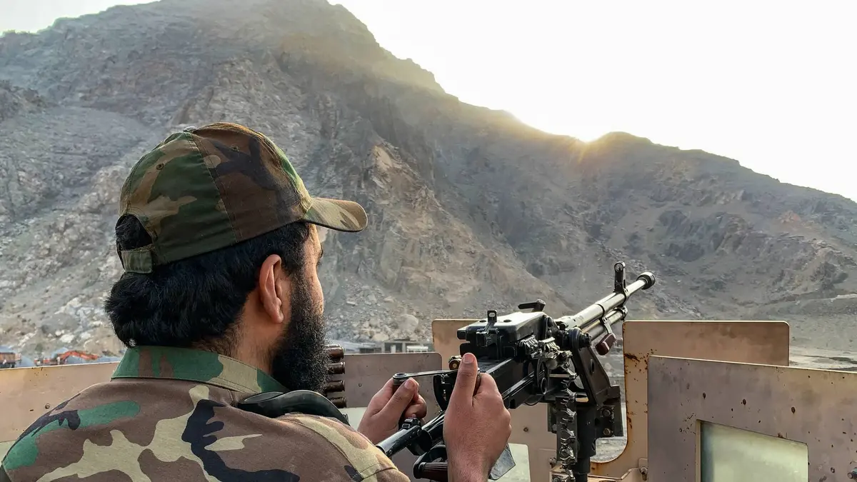 أ ف ب: تجدد الاشتباكات على الحدود الأفغانية الباكستانية وسط تصعيد عسكري غير مسبوق