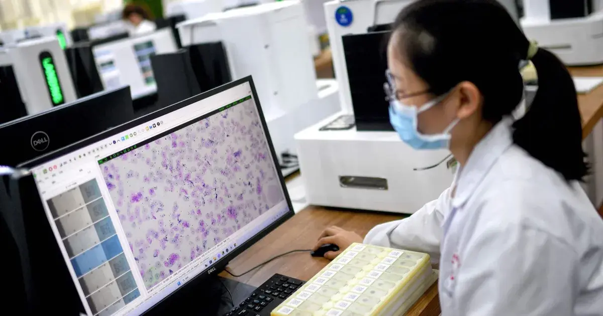 دراسة تكشف عن طفيليات جينية تعيد تشكيل السرطان قبل ظهوره