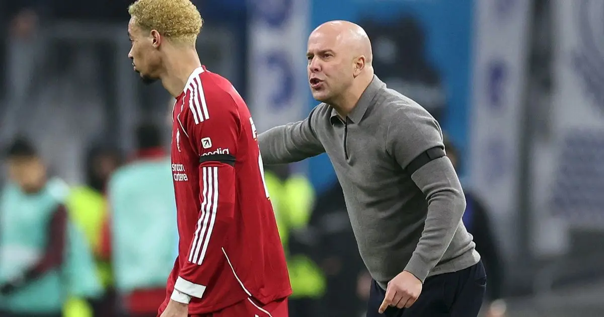 سلوت يكشف "نقطة ضعف" مهاجمه الفرنسي