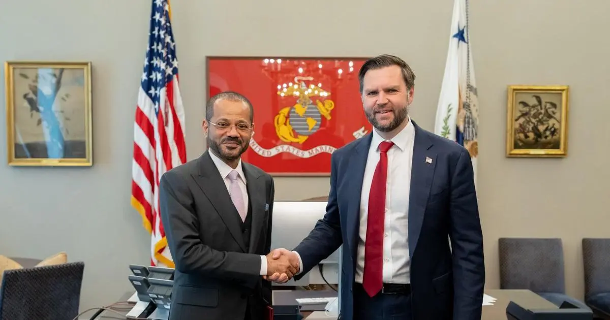 البوسعيدي يبحث مع نائب ترامب تطورات مفاوضات إيران