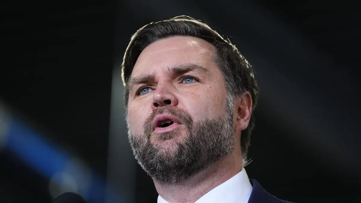 فانس عن إيران: "لا توجد فرصة" لدخول أمريكا في حرب تمتد سنوات