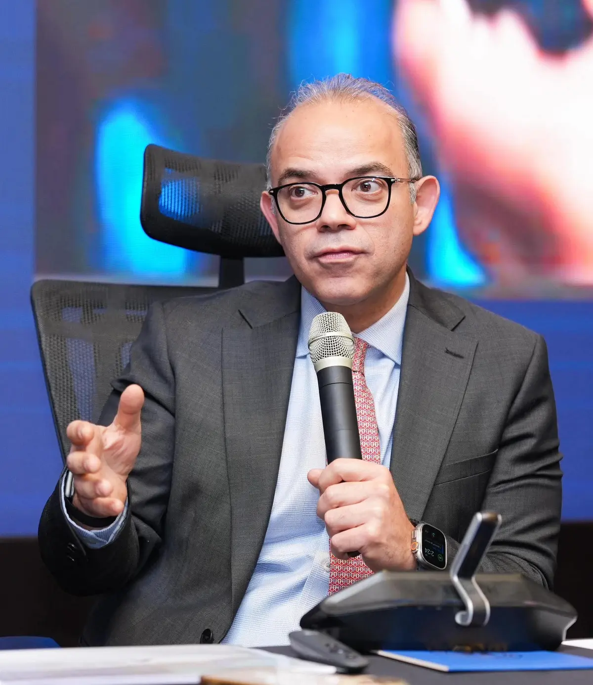 وزير الاستثمار يبحث توظيف المنصات الرقمية وصناديق الاستثمار لدعم السوق العقارية - أموال الغد