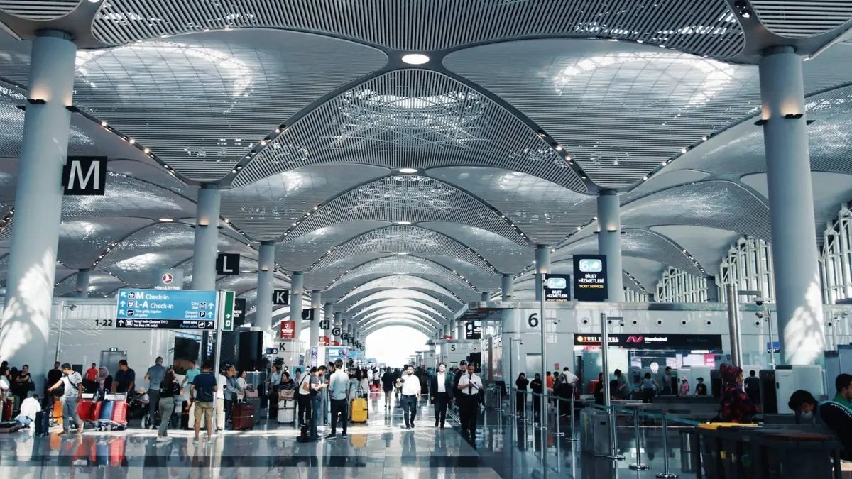 أ ف ب: مطار اسطنبول يعلن إلغاء الرحلات المتجهة إلى طهران مساء الجمعة