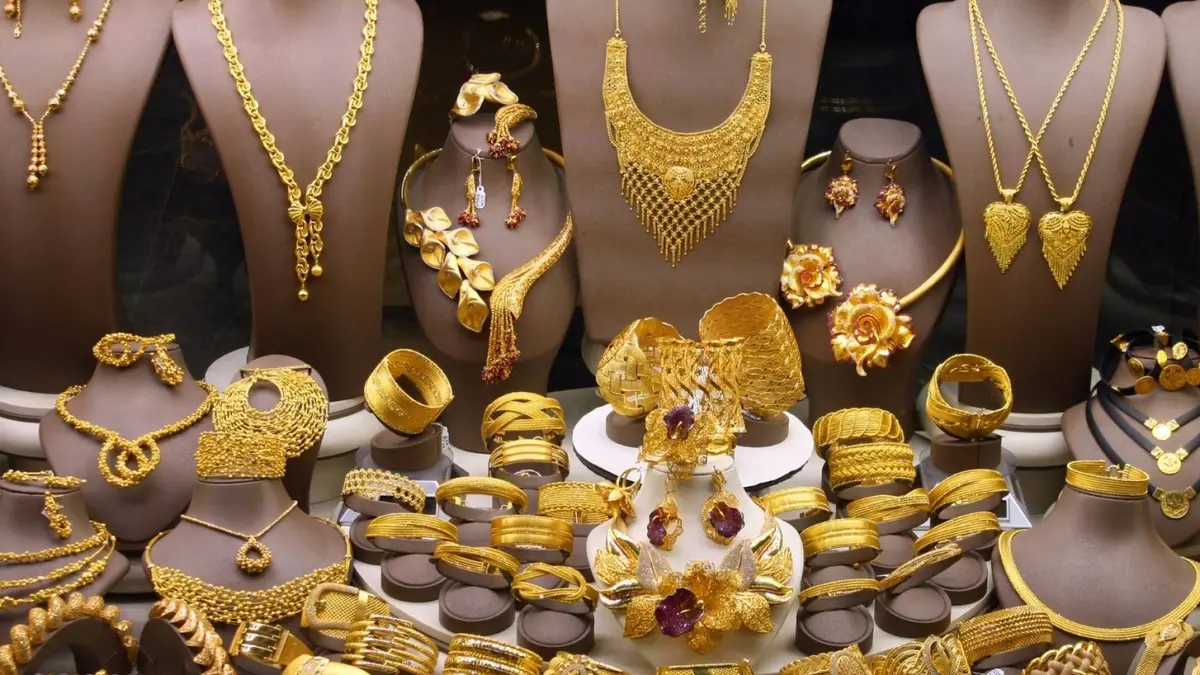 استقرار الذهب وتوجه لمكاسب شهرية سابعة.. ما هي العوامل الداعمة؟