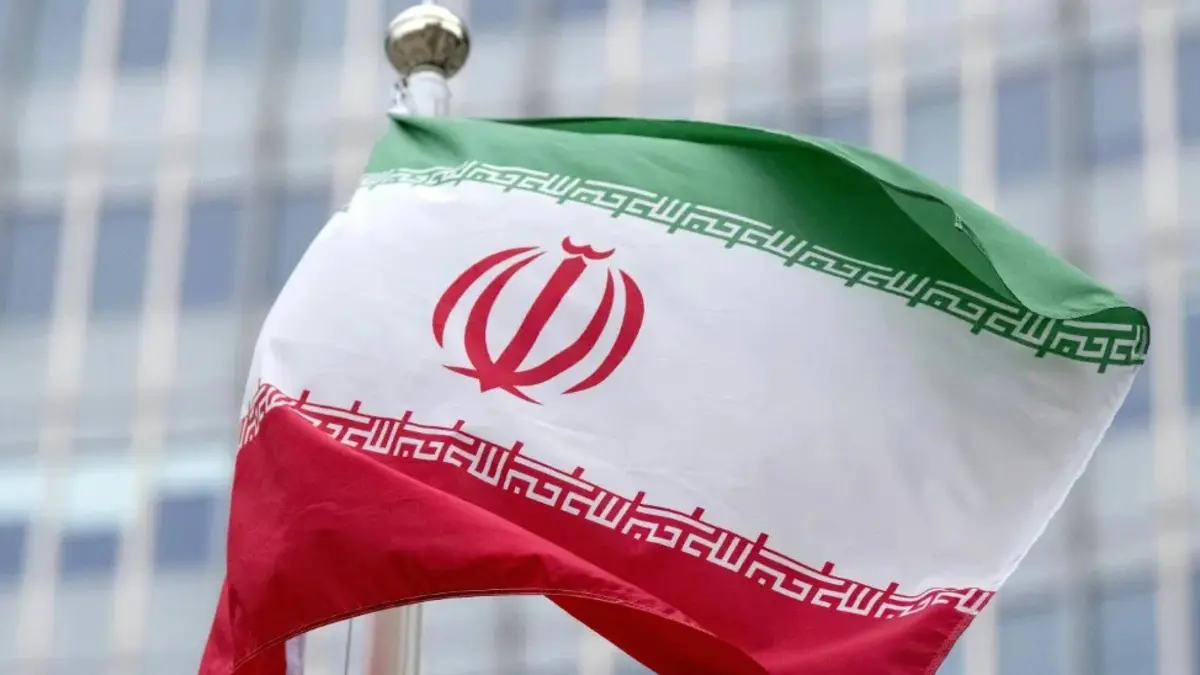 طهران تتوعد بـ "الرد الحاسم" وتحذر: صمت العالم يعني نهاية الشرعية الدولية