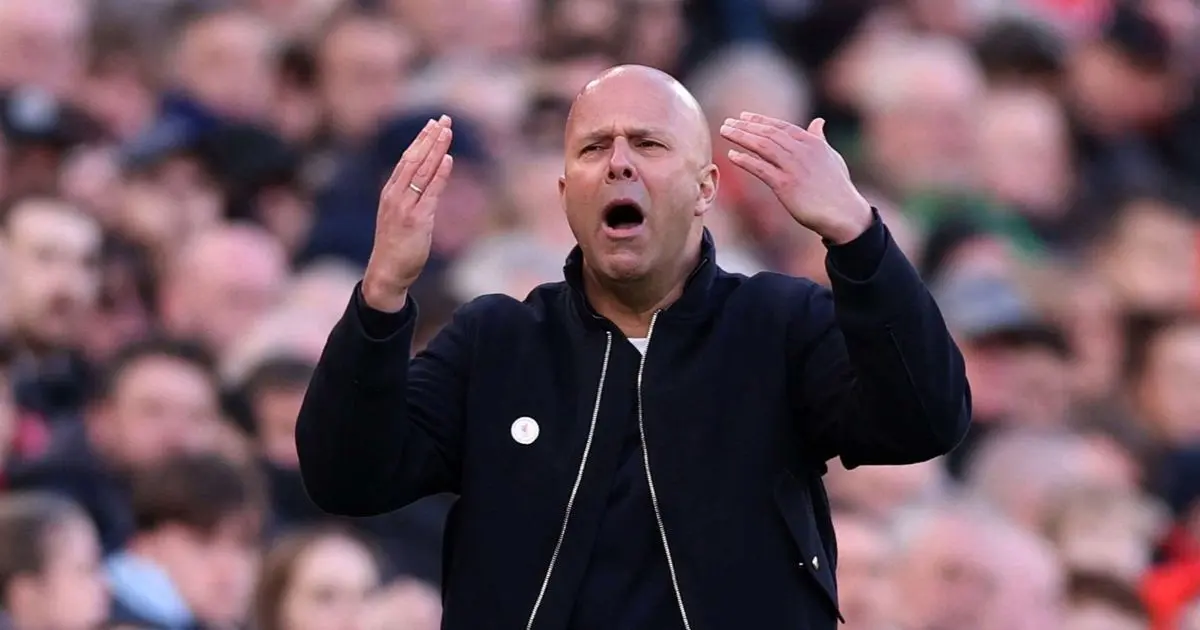 آرني سلوت: الركلات الثابتة أنقذت ليفربول ولم نستحق التقدم 3-0