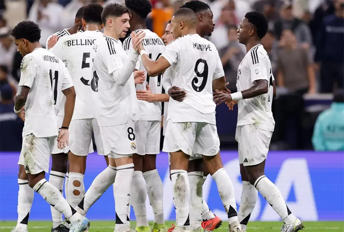 بسبب دوري أبطال أوروبا.. ريال مدريد يتلقى دفعة إيجابية في سعيه للتعاقد مع صفقة دفاعية