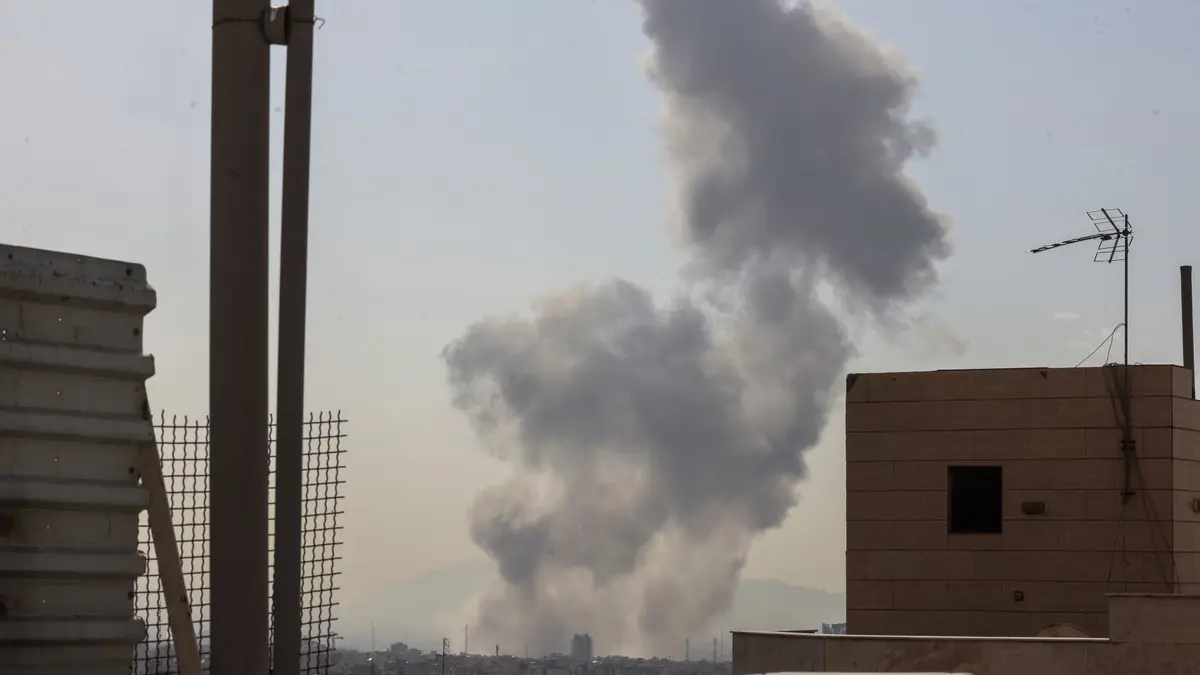 الجيش الإسرائيلي يشن ضربة جديدة كبيرة على أهداف لنظام إيران