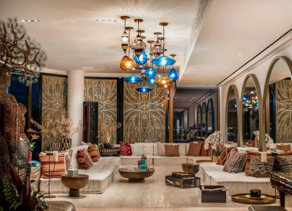 إضاءة منزلية تضيف لمسة ساحرة في رمضان 2026 مع المصمم رجب عتال