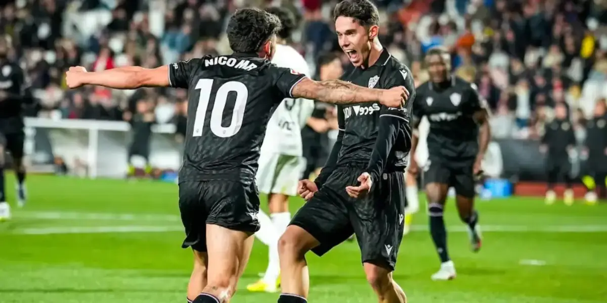 أياكس الهولندي يقترب من لاعب ريال مدريد السابق