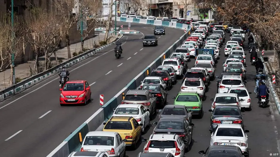 مجلس الأمن القومي الإيراني يوجه السكان بمغادرة طهران