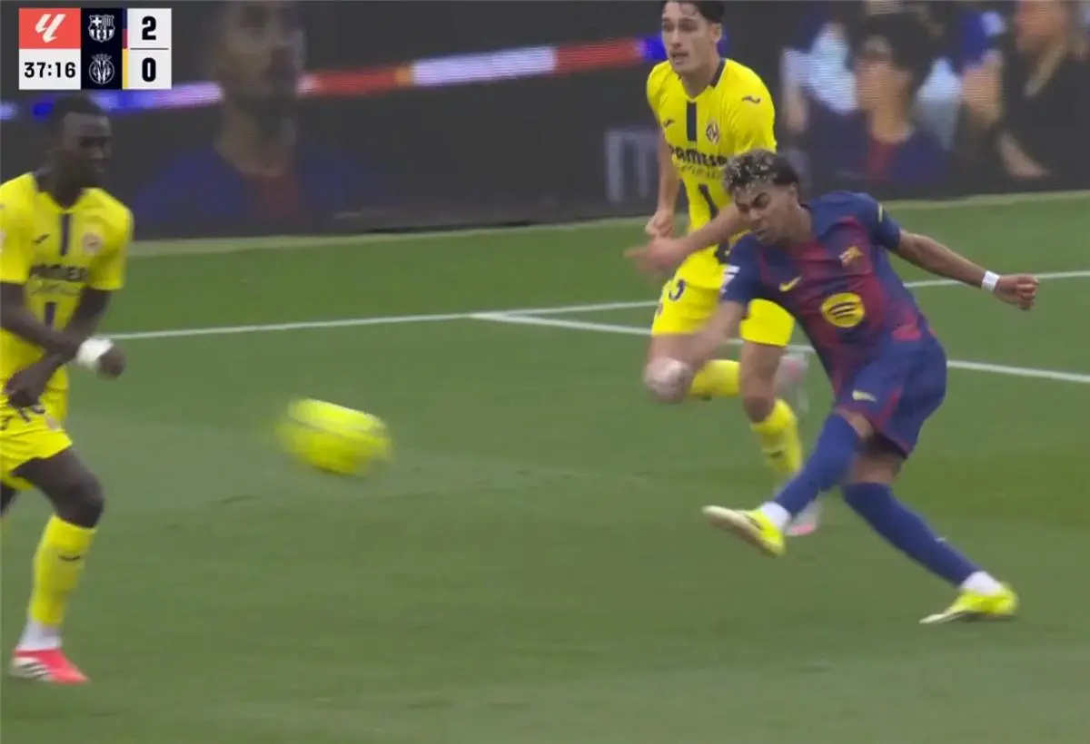 يواصل التألق.. لامين يامال يسجل هدف برشلونة الثاني أمام فياريال