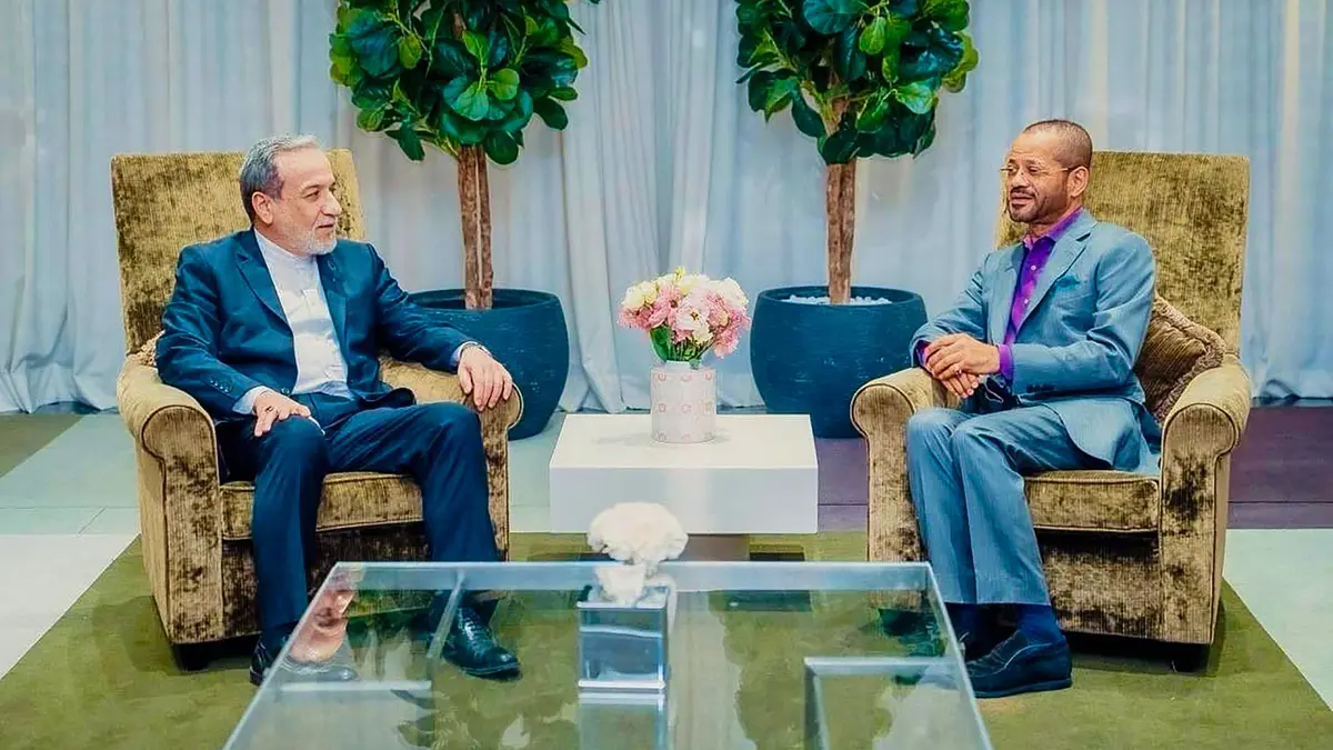 وزير الخارجية العماني يكشف عن "مفاجأة" بشأن مفاوضات أمريكا وإيران