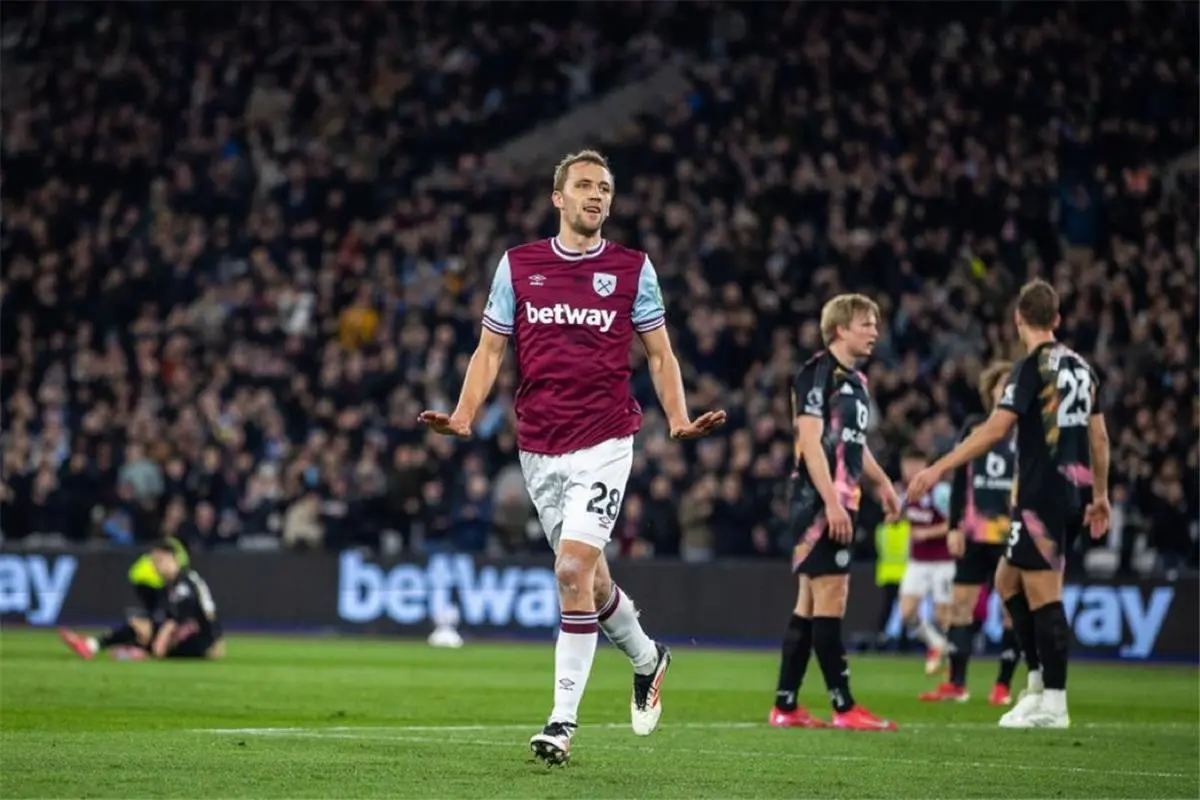 سوتشيك يسجل هدف وست هام الأول أمام ليفربول