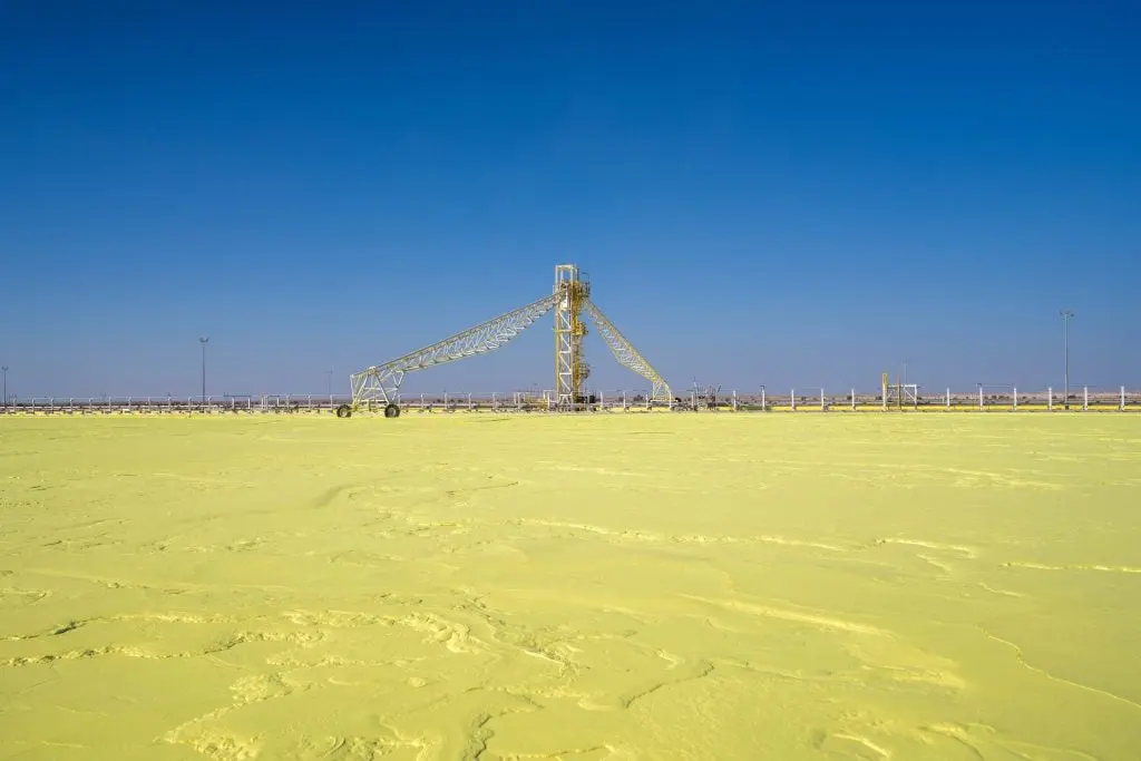 استقرار إنتاج سلطنة عمان من الكبريت.. ومشروع مهم لتخزينه والاستفادة منه - الطاقة