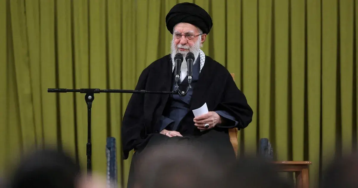 ترمب يعلن اغتيال المرشد الإيراني علي خامنئي