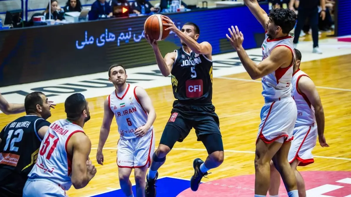 "صقور الأردن" يحلقون فوق القمة.. فوز مستحق على إيران ببيروت وتصدر للمجموعة الثالثة