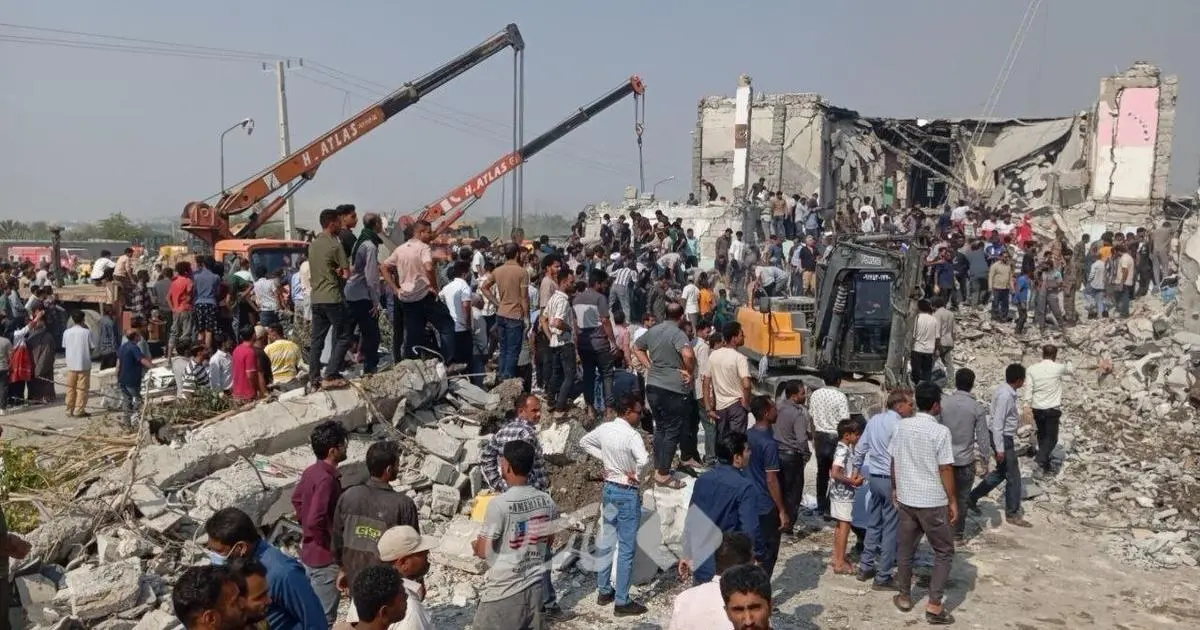 مقتل قرابة 200 شخص بإيران واستهداف قيادات بارزة