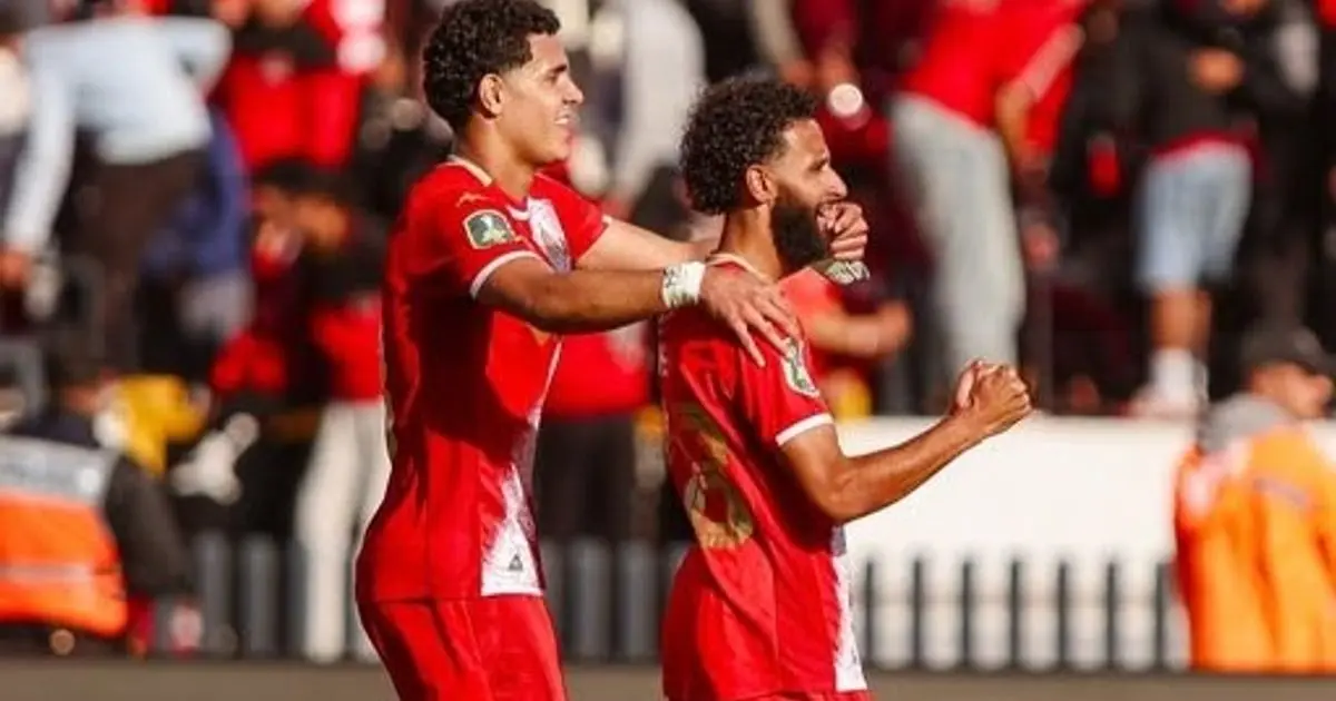 طاقم تحكيم مصري "معروف" لإدارة القمة المغربية بين الوداد وأسفي