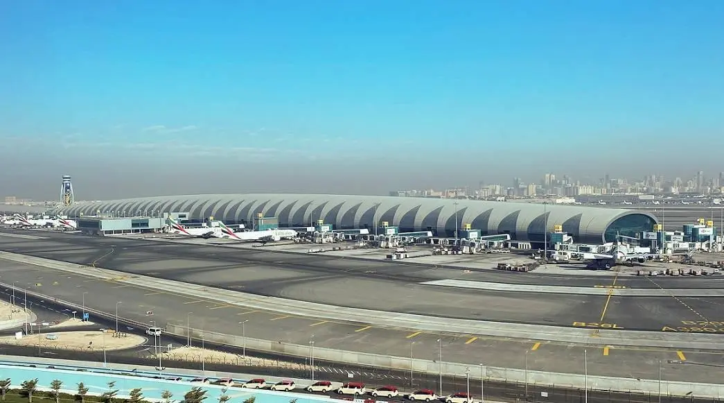 مطارات دبي تعلن تعليق جميع الرحلات الجوية حتى إشعار آخر