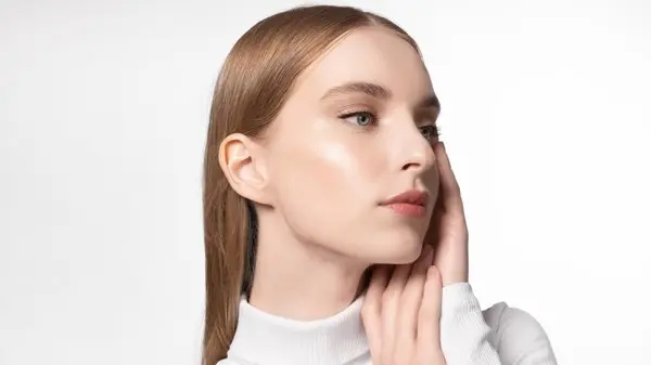 زهرة الخليج - دليلك لإطلالة طبيعية بلا كريم أساس في رمضان