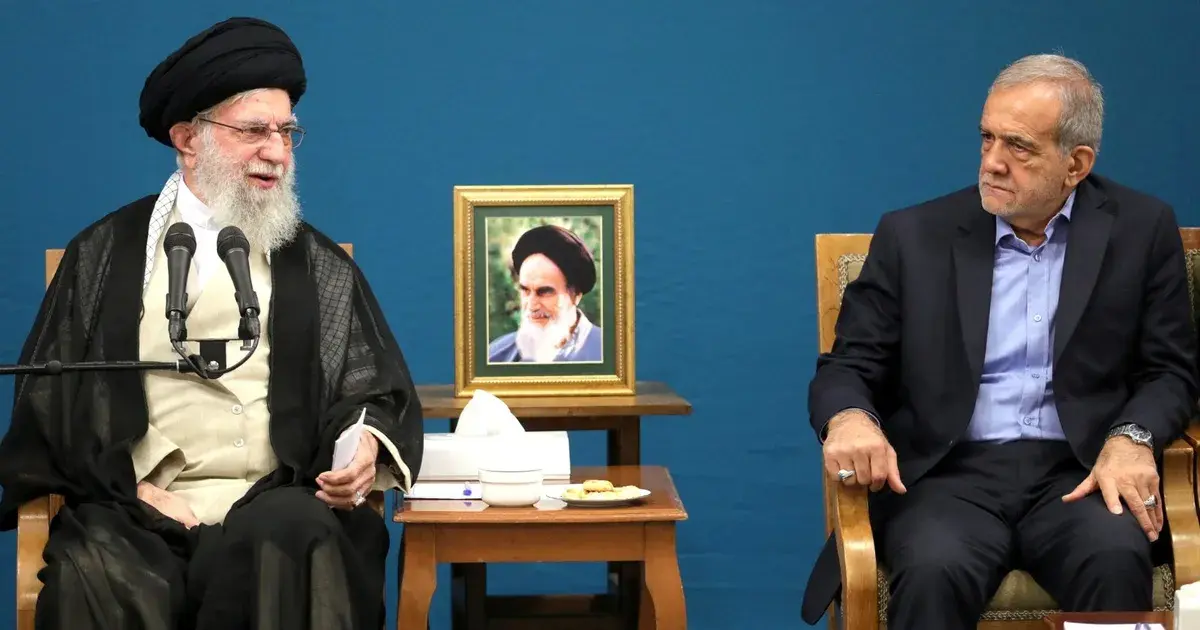 الرئيس الإيراني بعد اغتيال خامئني: "الانتقام حق وواجب مشروع"