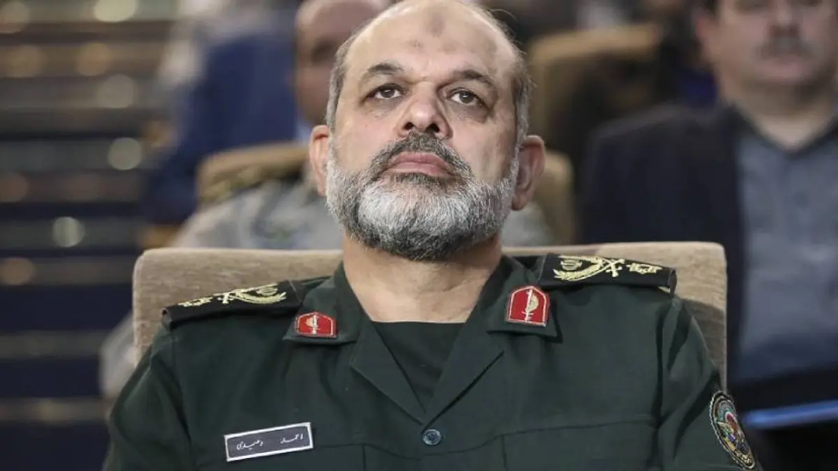 من هو أحمد وحيدي القائد الجديد للحرس الثوري الإيراني؟