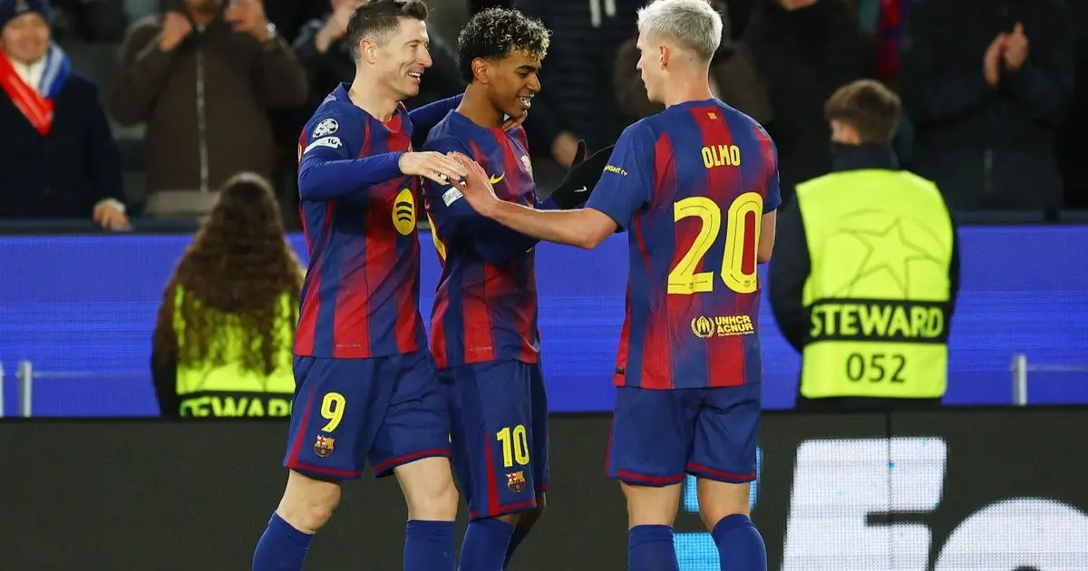 بعد إصابة بالعين.. برشلونة يتعرض لضربة قوية قبل مواجهة أتلتيكو