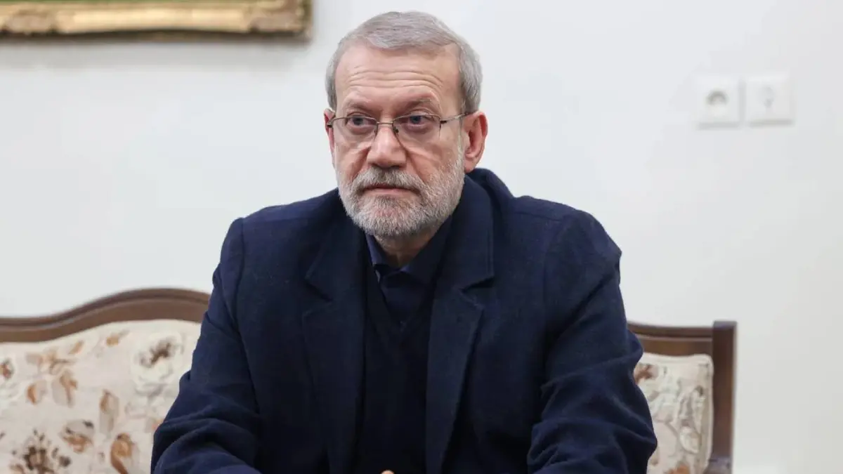 لاريجاني يعلن تشكيل مجلس قيادة لإدارة إيران بعد اغتيال خامنئي
